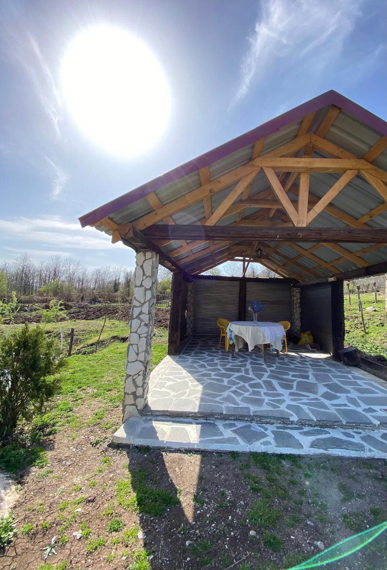 Hotel Kirta Gordi Exterior foto